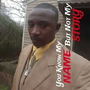 Meet your Posher, Dominic